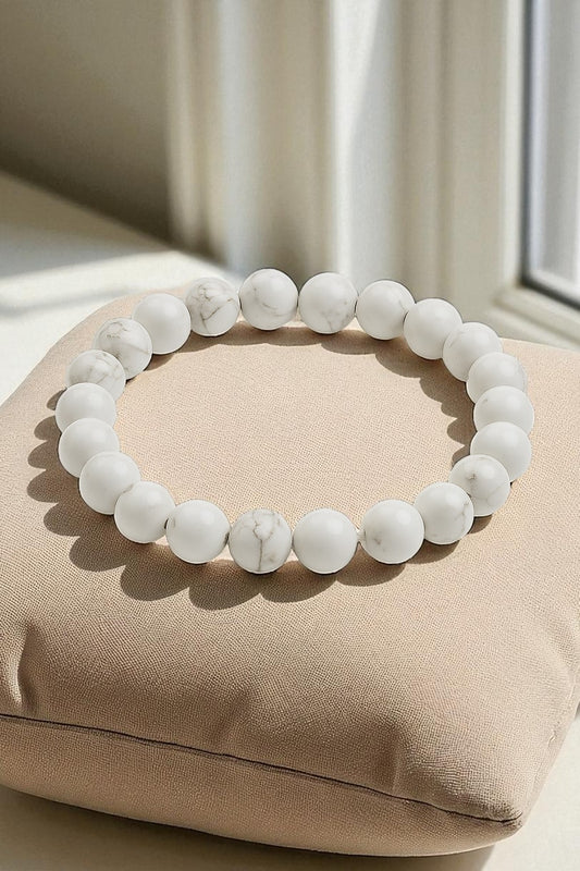Natural Howlite Bracelet – 8mm White Gemstone Beads – Stress Relief, Calming & Sleep Aid Crystal – Unisex Stretch Bracelet for Yoga, Meditation & Gifting